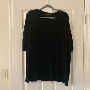 Super soft and comfy oversized black tshirt
